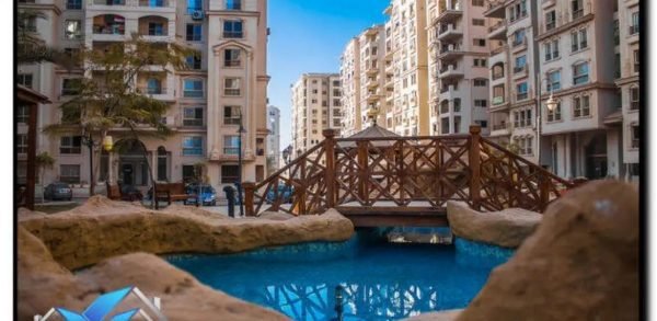 شقه  للبيع في كمبوند البارون سيتي علي دائري المعادي   بجوار جميع الخدمات