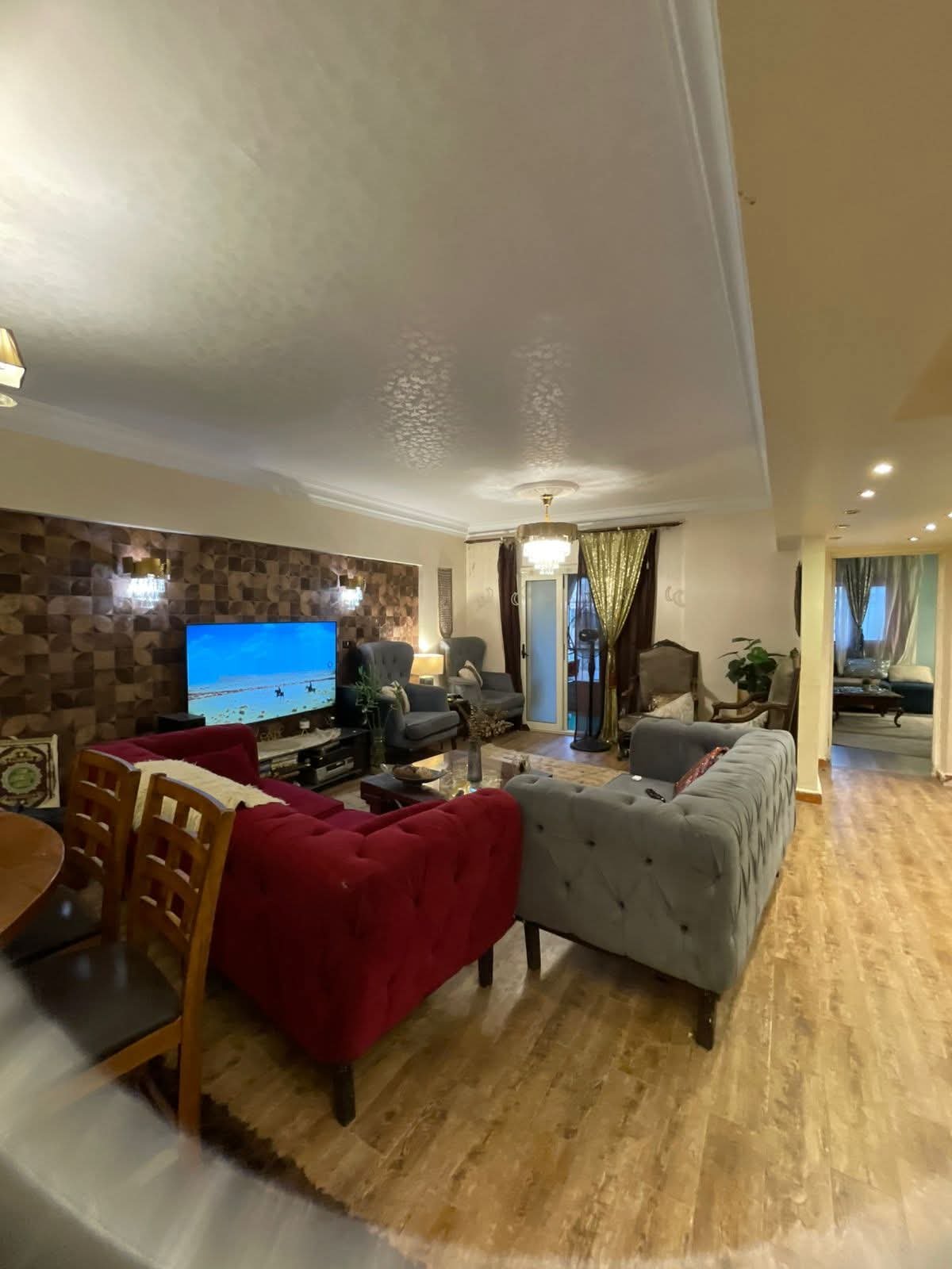 شقه للبيع في زهراء المعادي بجوار مرور المعادي  فيو امامي  واجهه وبحري