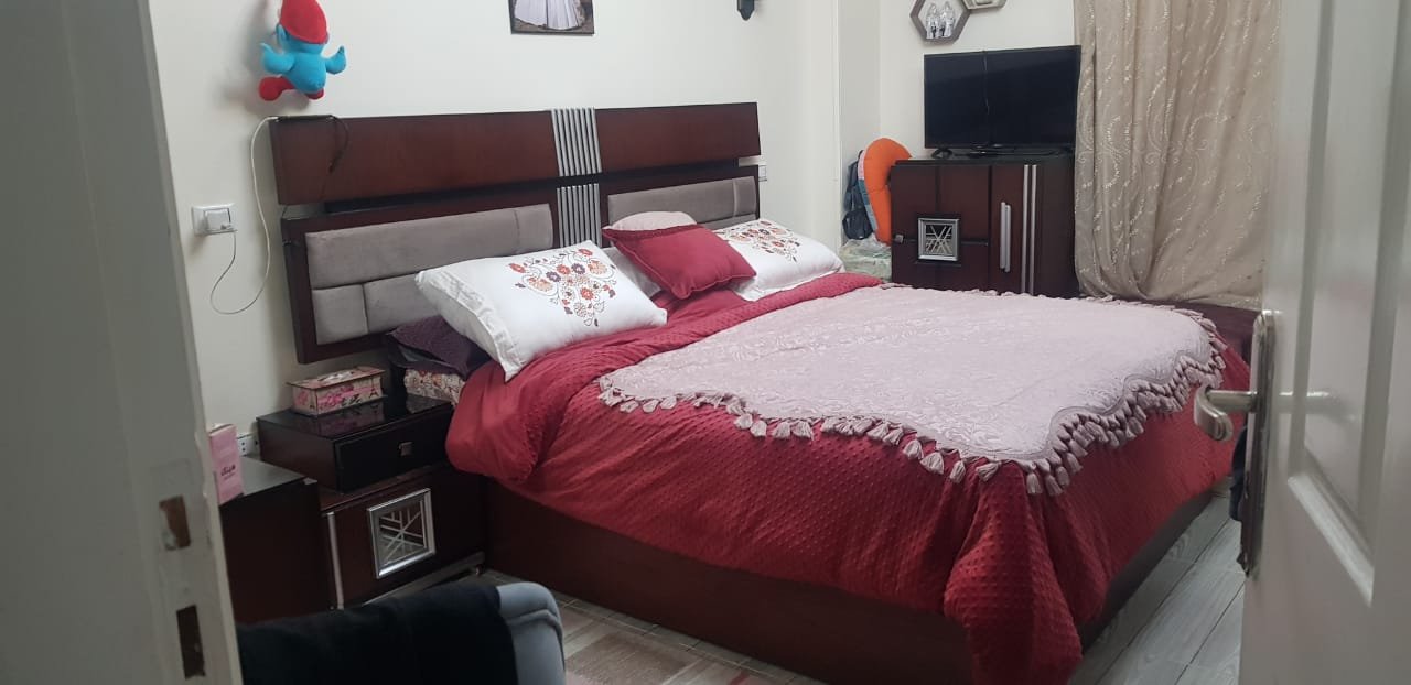 شقه للبيع في كمبوند الحي الايطالي زهراء المعادي ب القرب من مودرن اكاديمي