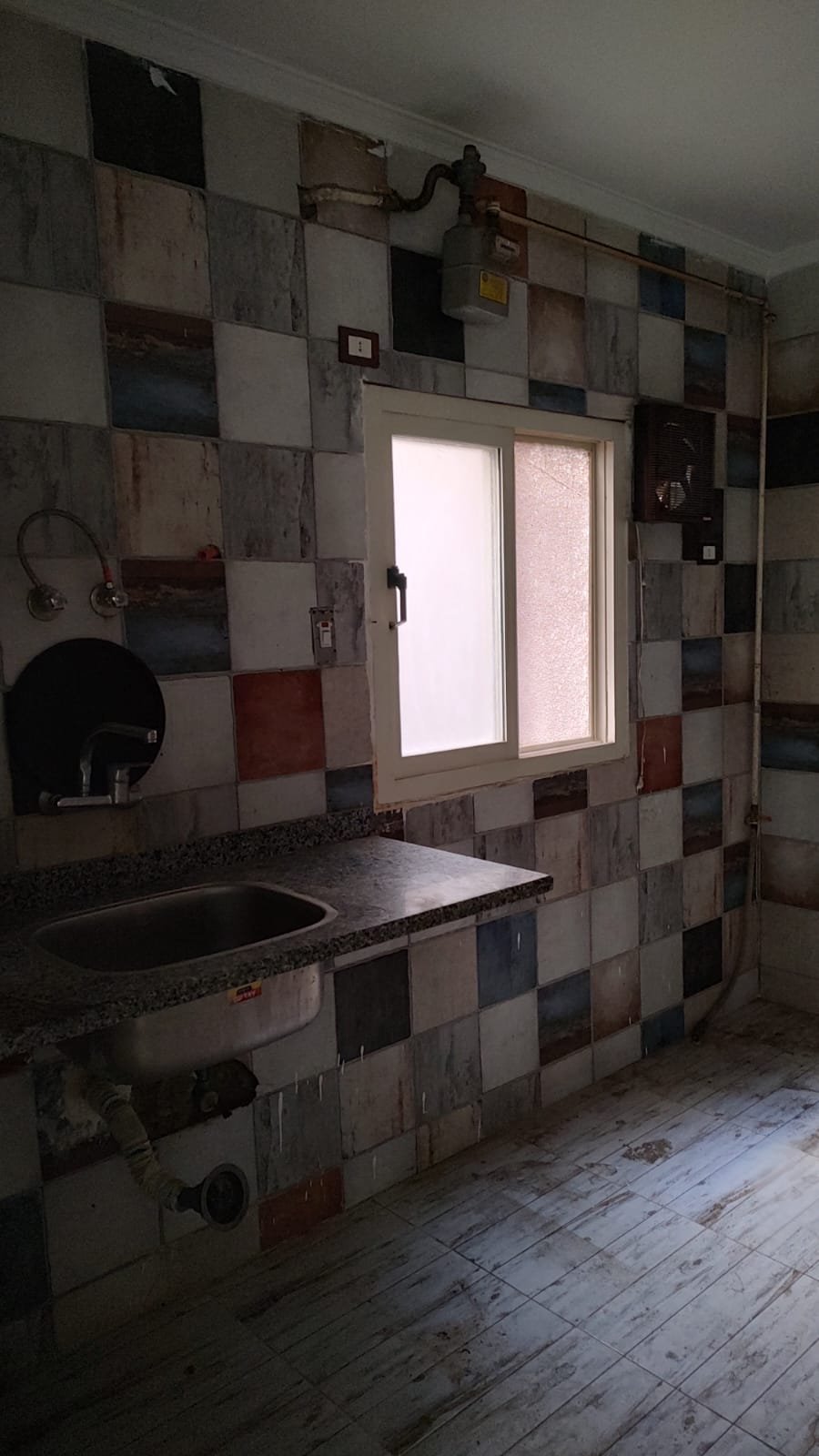 شقه للإيجار في الشطر الثاني  زهراء المعادي