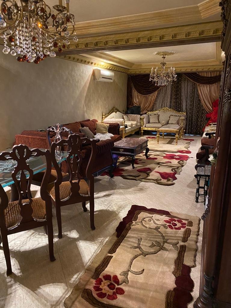 شقه للبيع في الشطر السابع زهراء المعادي  فيو امامي واجهه وبحري