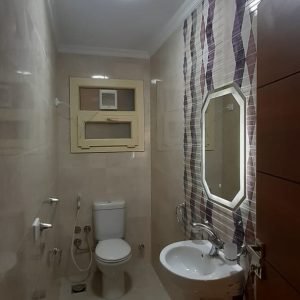 شقه للايجار في كمبوند جراند سيتي  زهراء المعادي