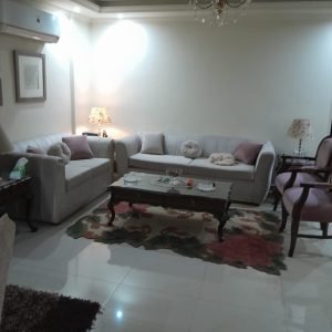 شقه للبيع في الشطر العاشر زهراء المعادي بجوار كارفور