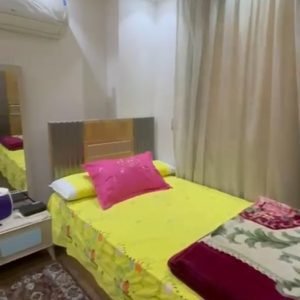 شقه للايجار المفروش  في  الحي الايطالي  زهراء  المعادي  بجوار  جميع الخدامات