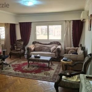 شقه للبيع في زهراء المعادي الشطر العاشر فيو امامي